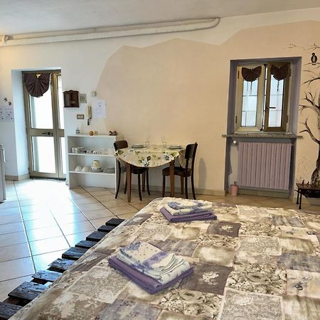 Pensjonat Casa Aromi Ed Arte Asti Zewnętrze zdjęcie