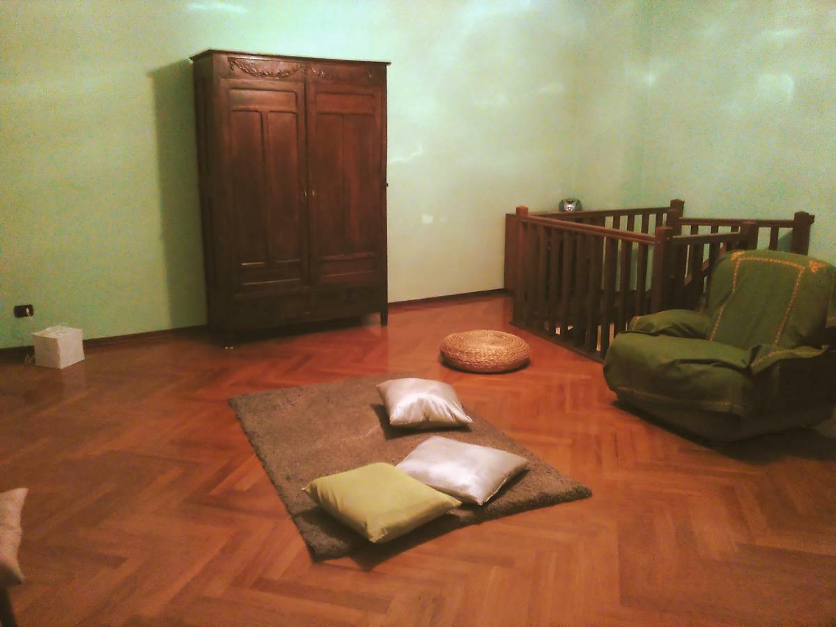 Pensjonat Casa Aromi Ed Arte Asti Zewnętrze zdjęcie