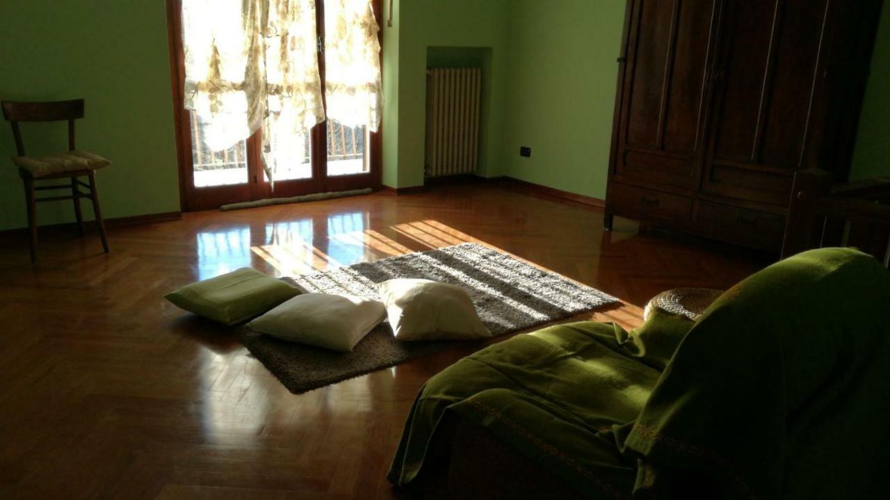 Pensjonat Casa Aromi Ed Arte Asti Zewnętrze zdjęcie