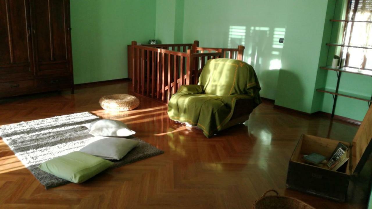 Pensjonat Casa Aromi Ed Arte Asti Zewnętrze zdjęcie