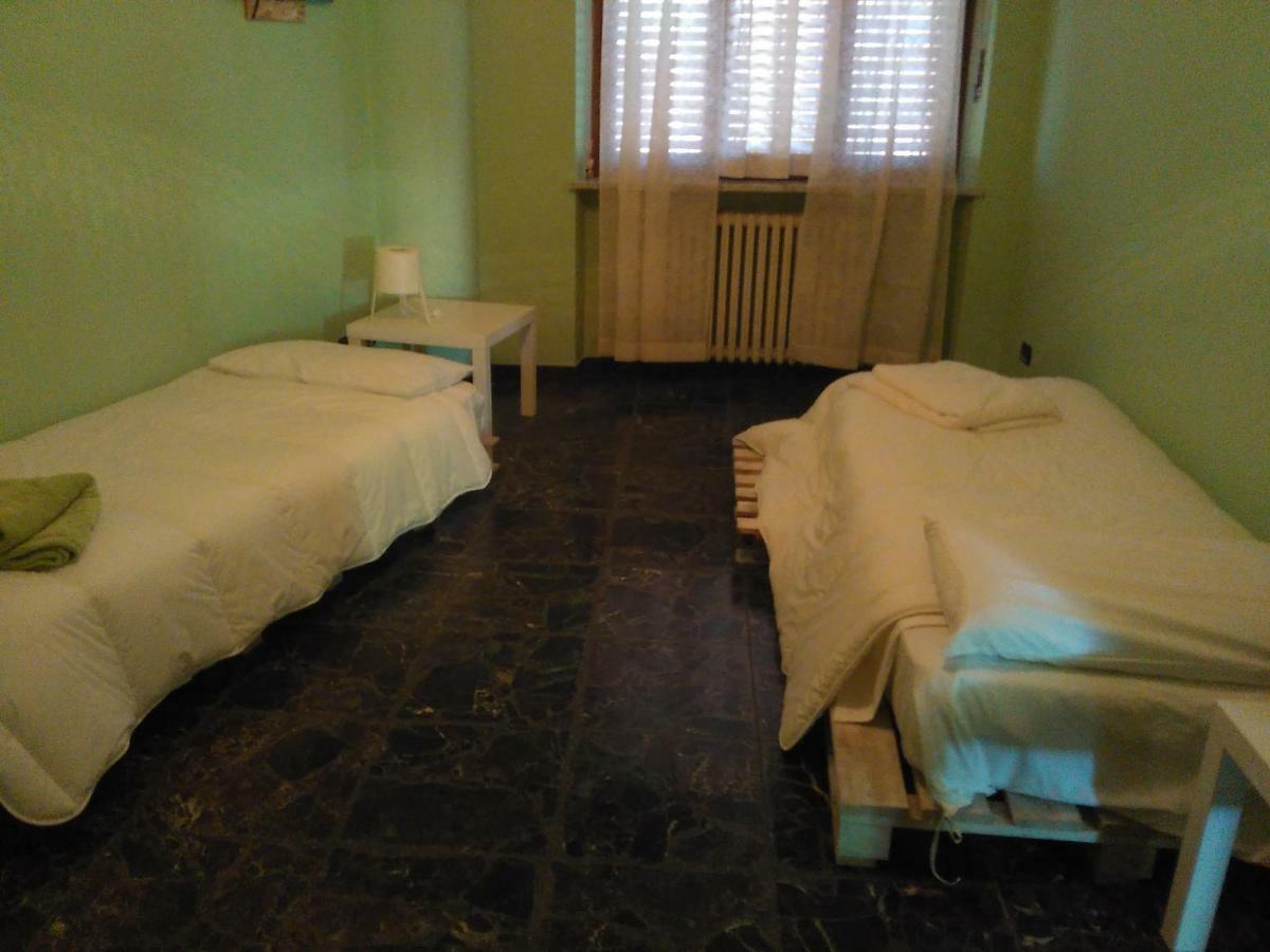 Pensjonat Casa Aromi Ed Arte Asti Zewnętrze zdjęcie