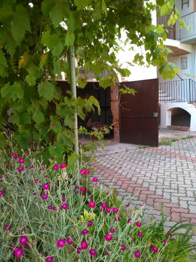 Pensjonat Casa Aromi Ed Arte Asti Zewnętrze zdjęcie