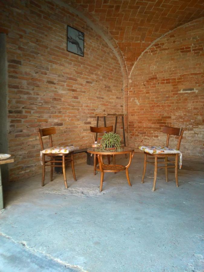 Pensjonat Casa Aromi Ed Arte Asti Zewnętrze zdjęcie