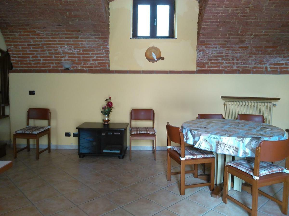 Pensjonat Casa Aromi Ed Arte Asti Zewnętrze zdjęcie